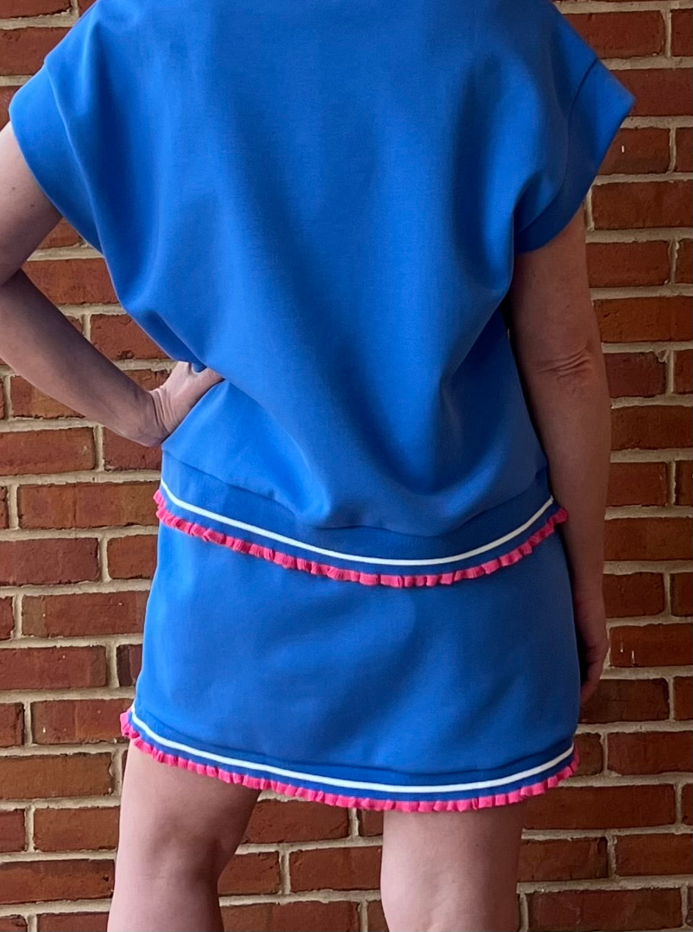 OCEAN BLUE SKIRT WITH PINK PIPING by Umgee