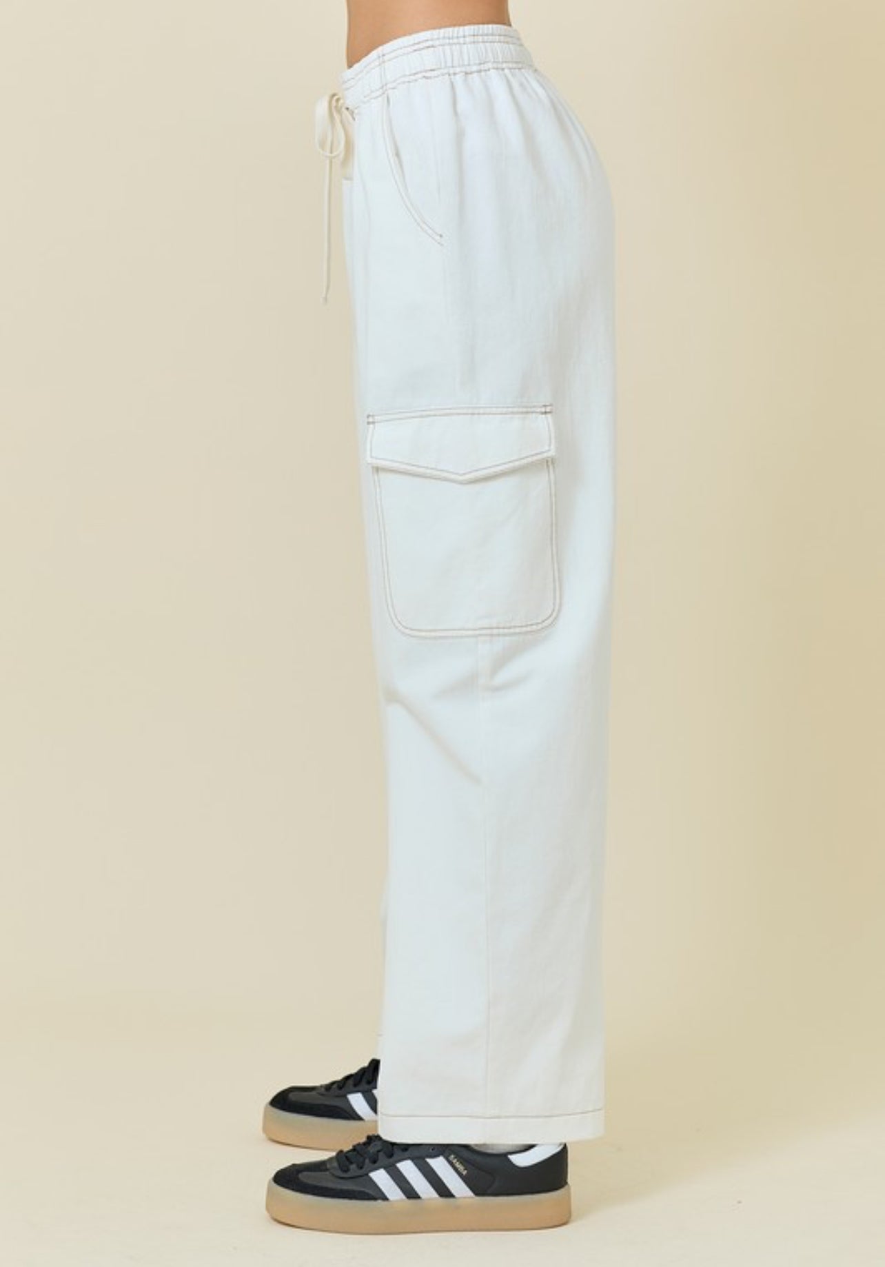 OFF WHITE WASHED DENIM CARGO PANTS WITH POCKET DETAILS by Day+Moon