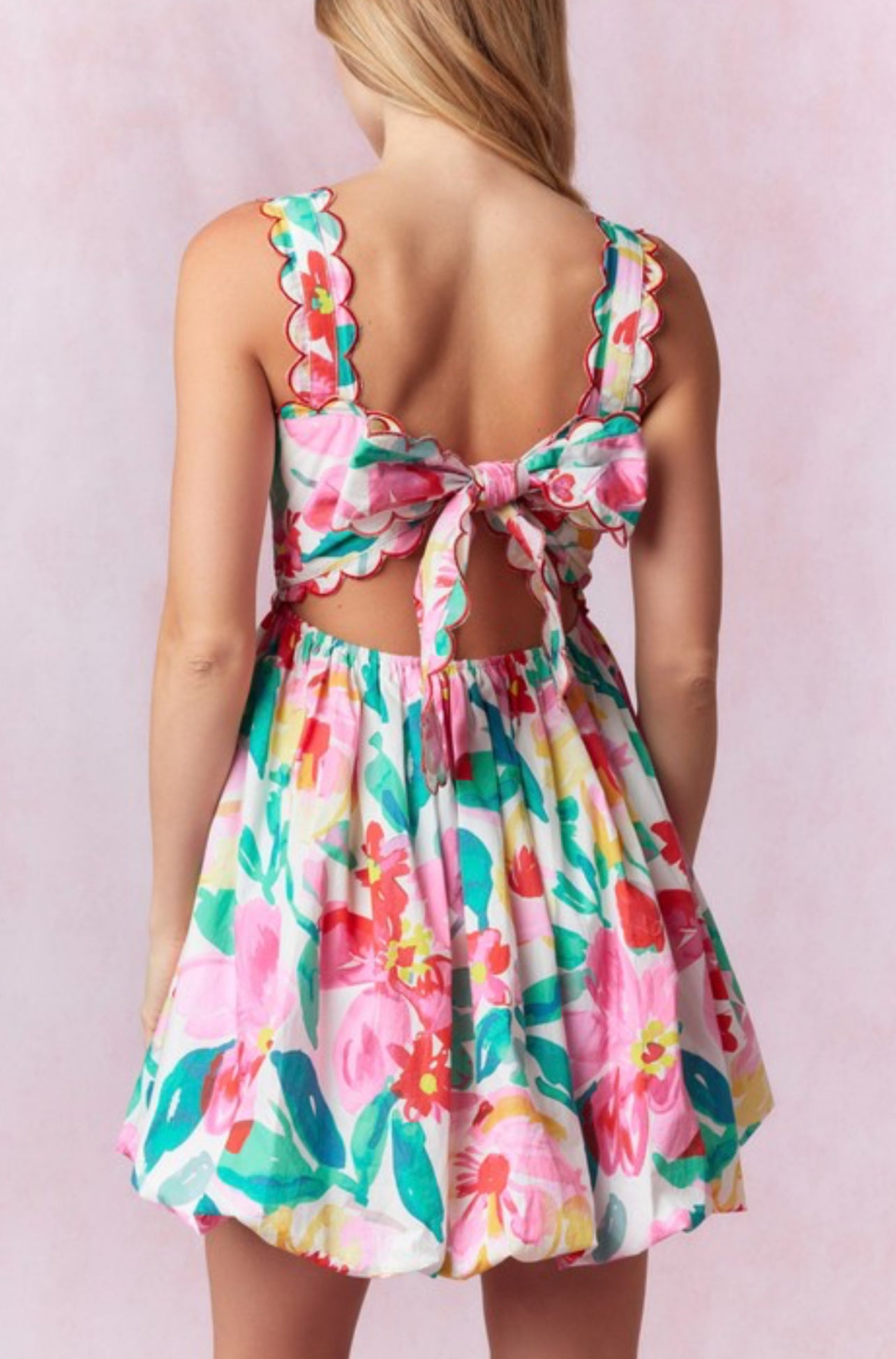 SCALLOPED FLORAL BUBBLE HEM MINI DRESS by Peach Love