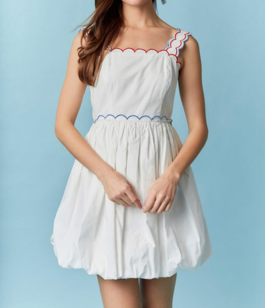 COTTON POPLIN SCALLOPED BUBBLE HEM MINI DRESS by Peach Love