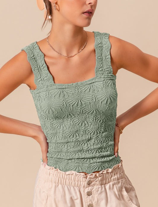 FLORAL JACQUARD SEAMLESS TANK TOP by So Me