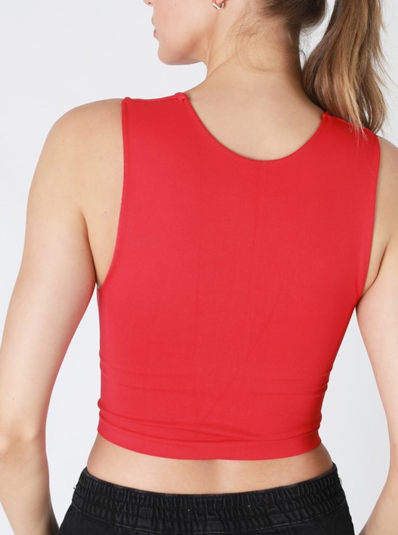 Clean, minimal design you’ll wear on repeat 🤍