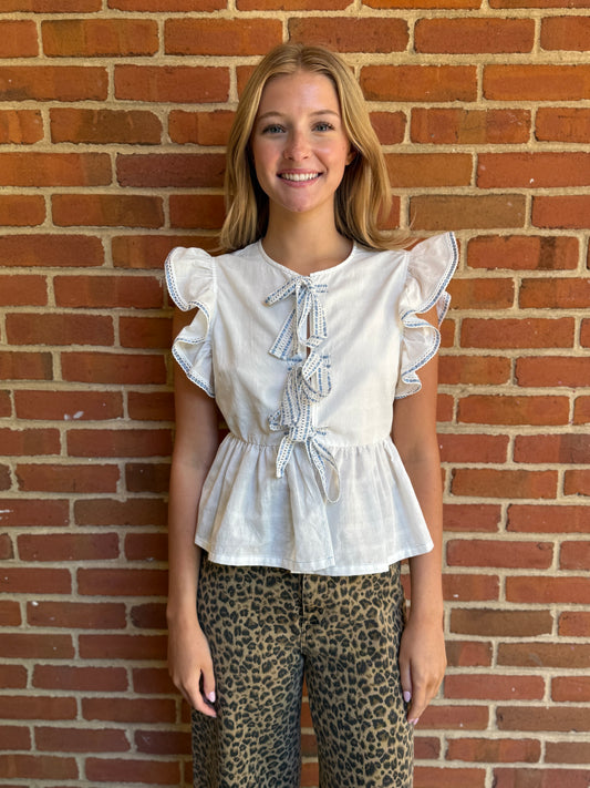 COTTON JACQUARD LACE TRIM WITH FRONT TIE DETAIL TOP by Peach Love